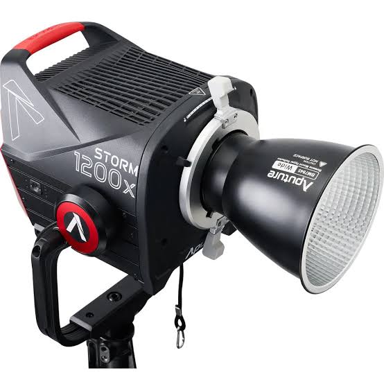 Aputure STORM 1200x Professional Bi-Color LED Point-Source Fixture